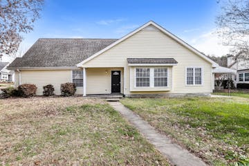 400 Amberly Dr High Point, NC 27282